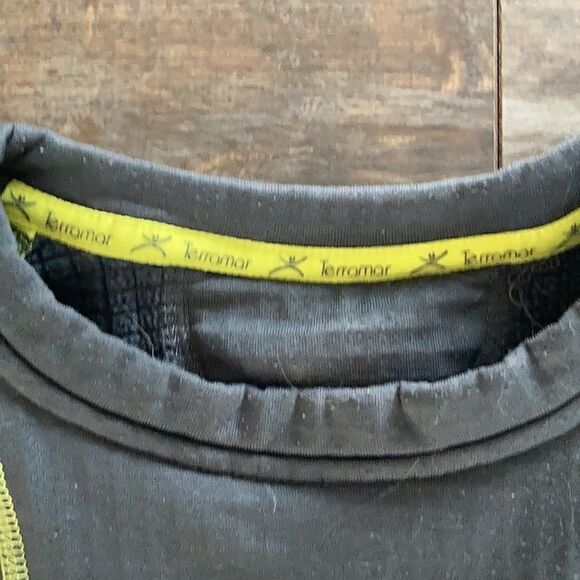 Boys L/XL Fleece Base Layer - Picture 3 of 3